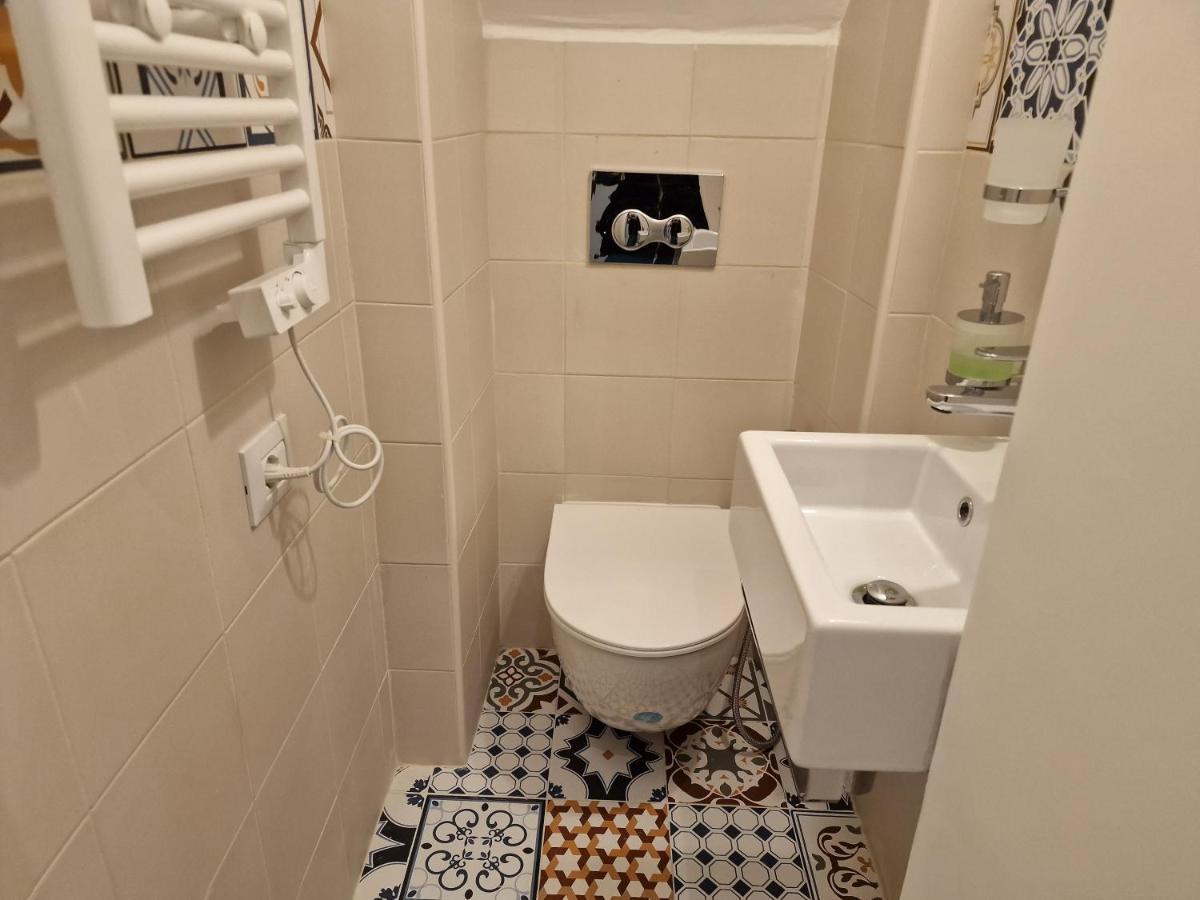 Case Di Paola Via Melo Appartamenti Bari Esterno foto
