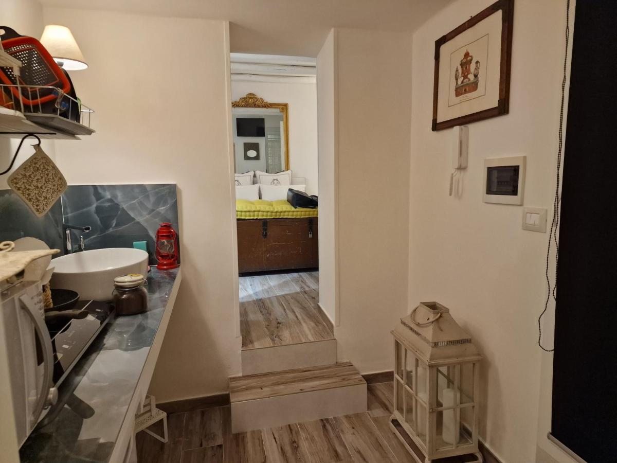Case Di Paola Via Melo Appartamenti Bari Esterno foto